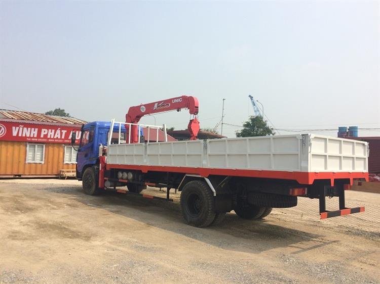 Xe tải dongfeng Trường Giang 8 tấn gắn cẩu UNIC 5T 2
