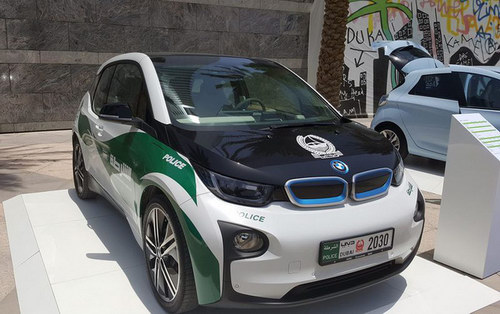 Cảnh sát Dubai trang bị BMW i3